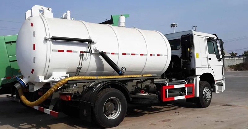 شاحنة تنظيف فراغ الصرف الصحي 6x4 Howo-7
