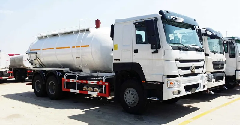 شاحنة تنظيف فراغ الصرف الصحي 6x4 Howo-7