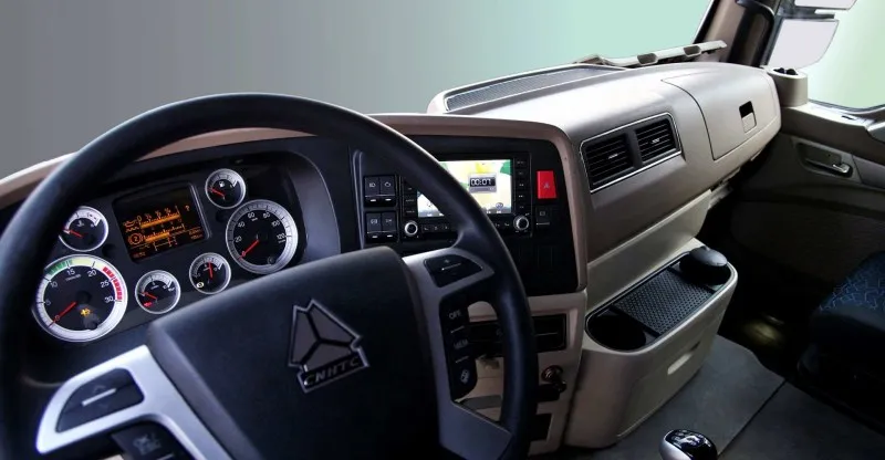 شاحنة البضائع 8x4 Howo-TX
