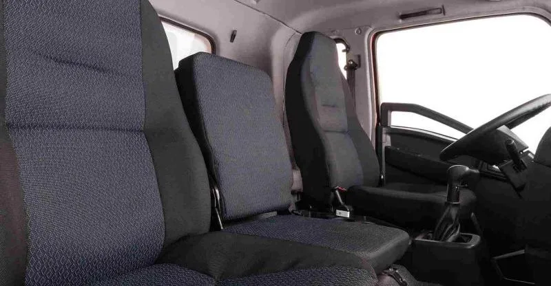 شاحنة الشحن 4x2 Sinotruk Light Truck 3T