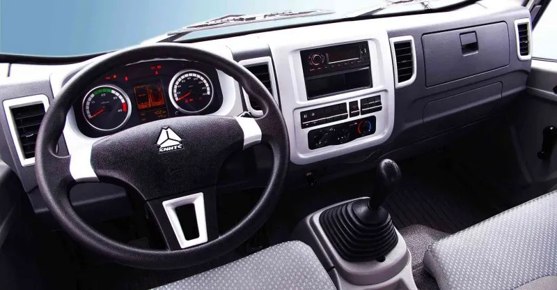 شاحنة شحن 4x4 Sinotruk Light Truck 10T