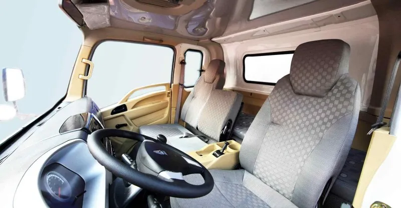 شاحنة شحن 4x4 Sinotruk Light Truck 10T