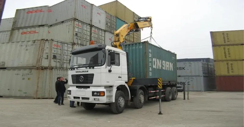 شاحنة الشحن مع Crane 4x2 Shacman F2000